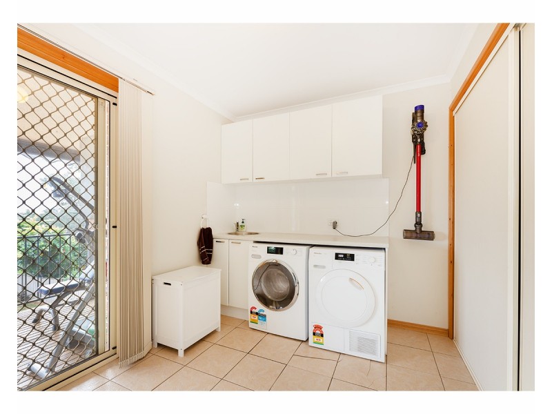 21 Milos Boulevard, Wodonga VIC 3690