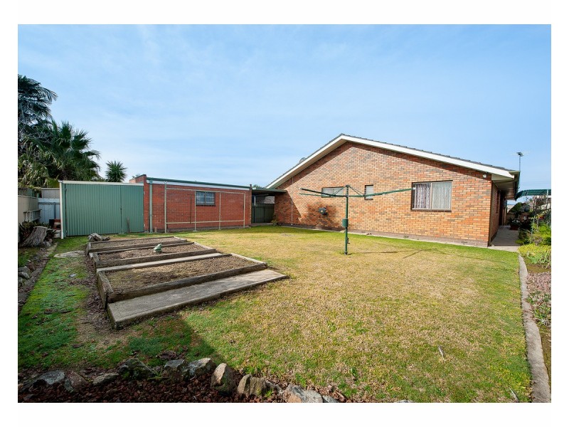 479 Laramee Drive, Lavington NSW 2641