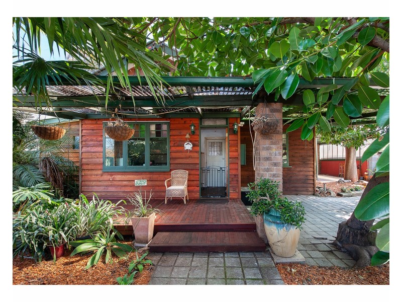 385 Macauley Street, South Albury NSW 2640