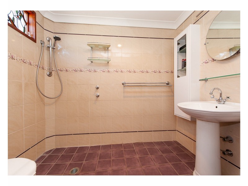 385 Macauley Street, South Albury NSW 2640