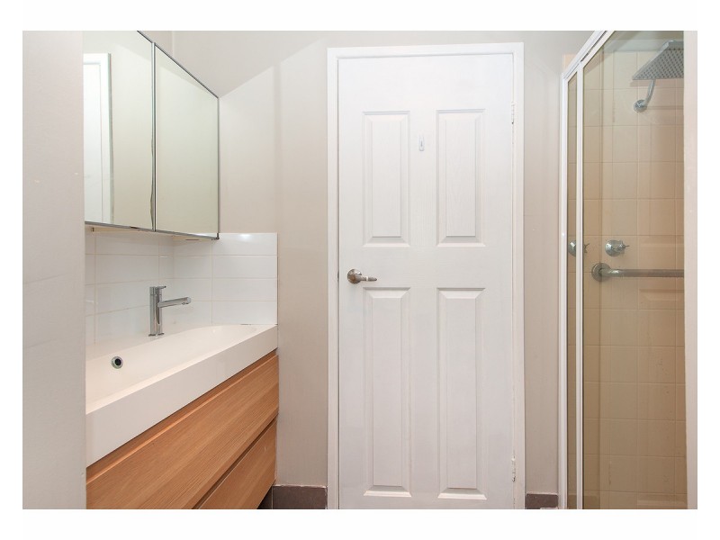 7/311-313 Moore Street, Lavington NSW 2641