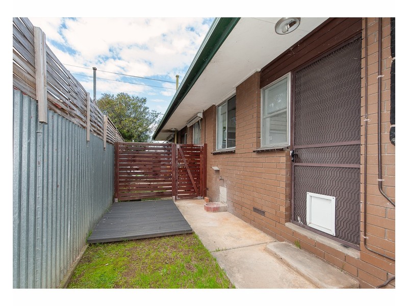 7/311-313 Moore Street, Lavington NSW 2641