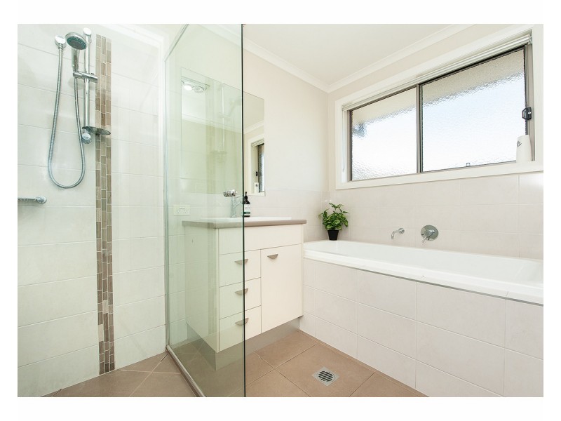 107 Forest Drive, Thurgoona NSW 2640