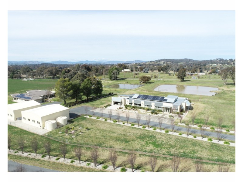634 Gerogery Road, Table Top NSW 2640