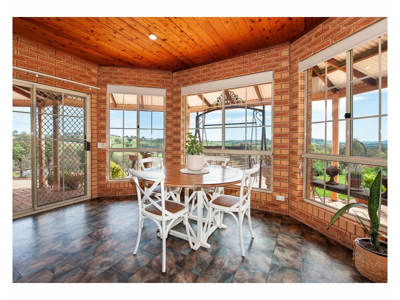 81 Bonnie Springs Road, Jindera NSW 2642