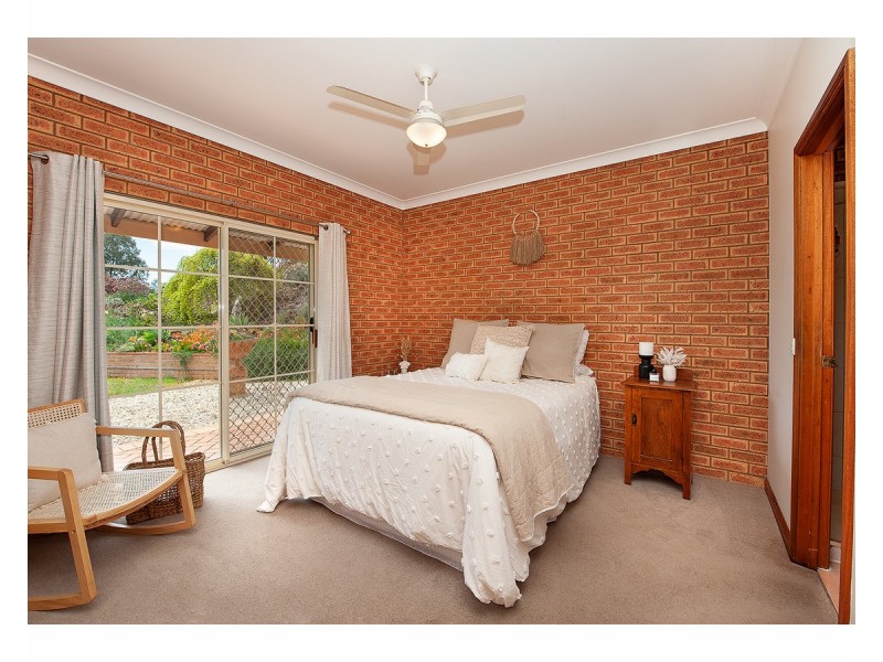 81 Bonnie Springs Road, Jindera NSW 2642