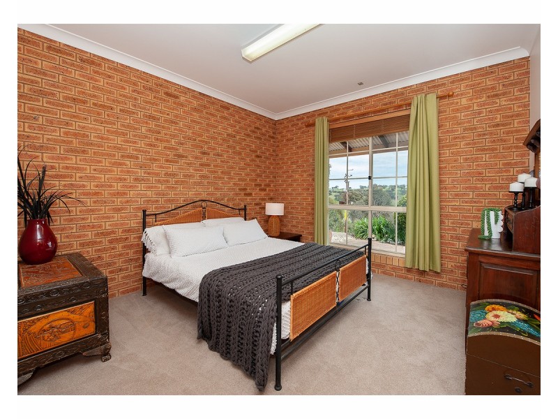 81 Bonnie Springs Road, Jindera NSW 2642