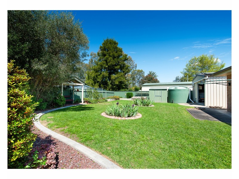 114 Hume Street, Howlong NSW 2643