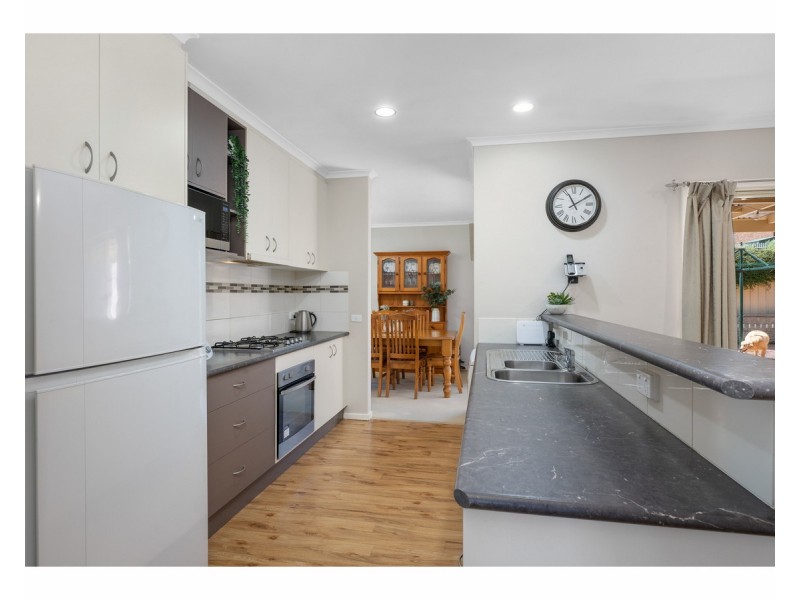 651 Pearsall Street, Lavington NSW 2641