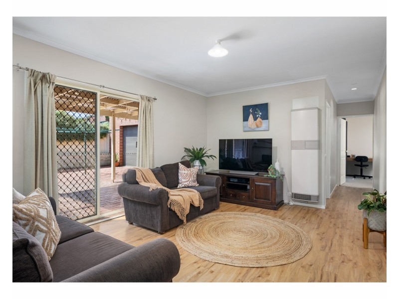 651 Pearsall Street, Lavington NSW 2641