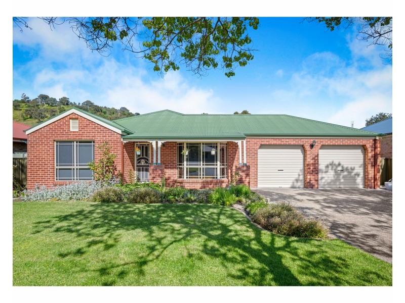 45 Jenny Wren Place, East Albury NSW 2640