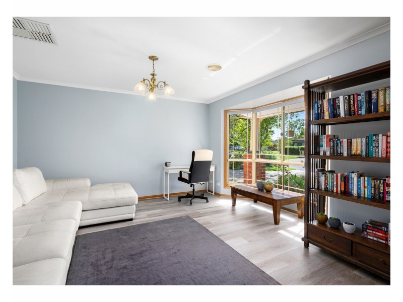 45 Jenny Wren Place, East Albury NSW 2640