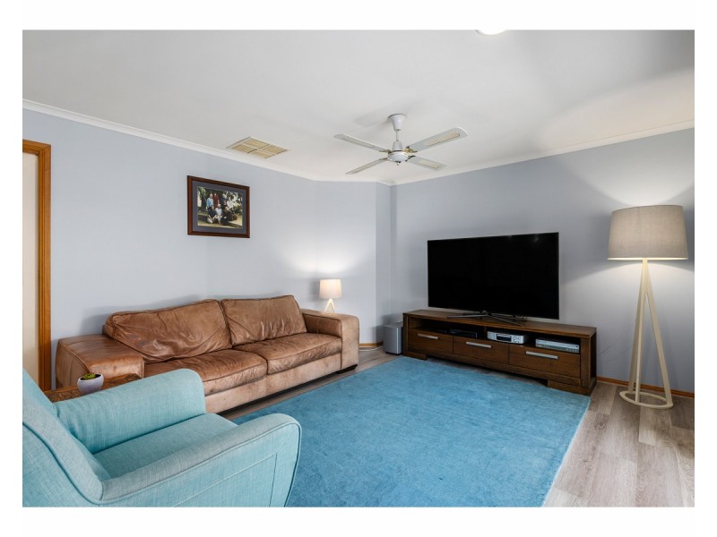 45 Jenny Wren Place, East Albury NSW 2640