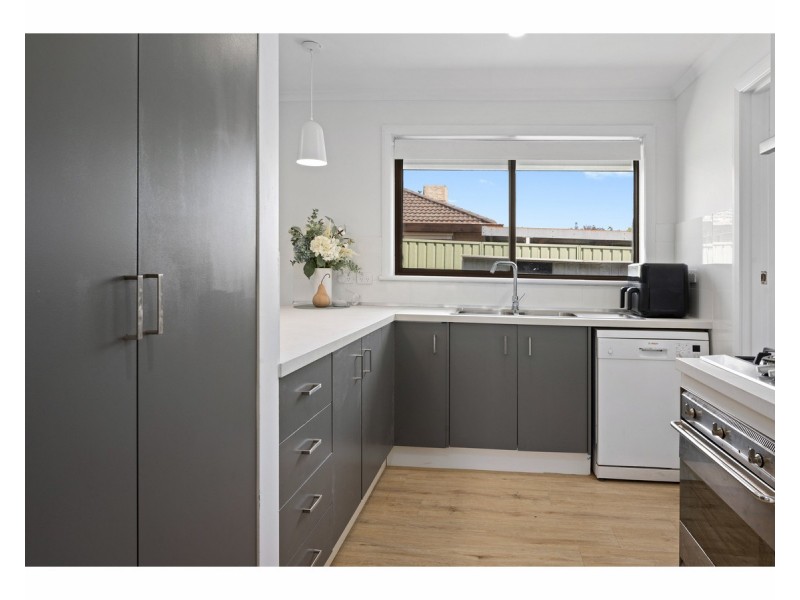 1/14 Cyrilla Court, West Wodonga VIC 3690