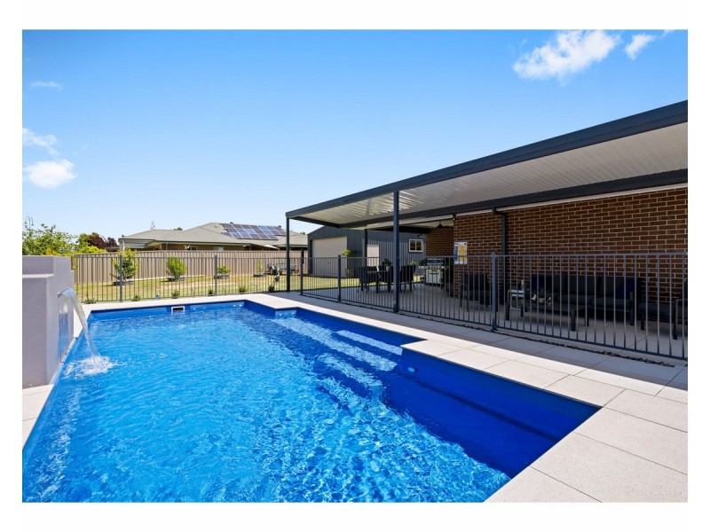 14 Euston Street, Springdale Heights NSW 2641