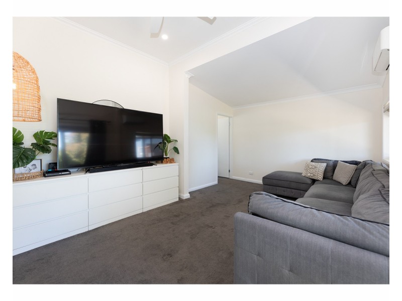 461-463 Griffith Road, Lavington NSW 2641