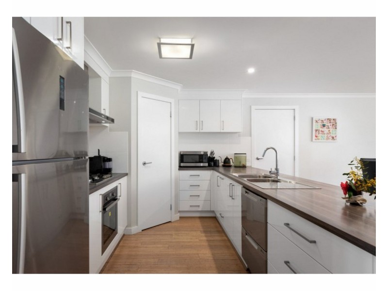 130 Pickworth Street, Thurgoona NSW 2640