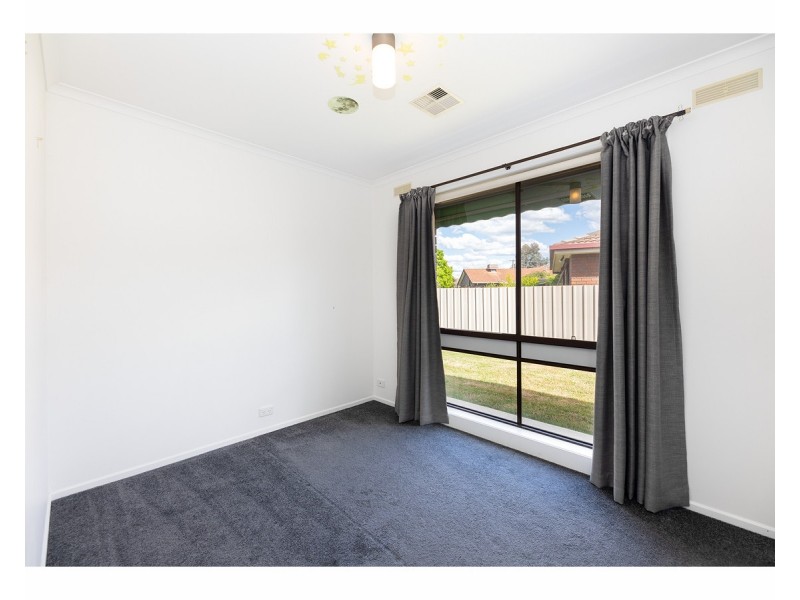 19 Pitmedden Drive, Wodonga VIC 3690