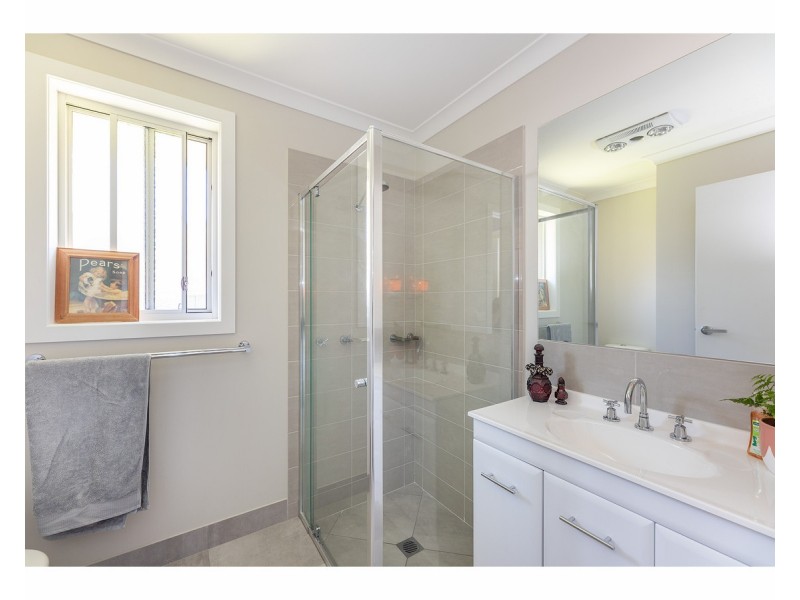 31 Weissel Court, Thurgoona NSW 2640