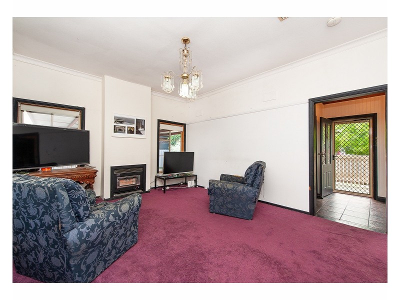 433 Bevan Street, Lavington NSW 2641