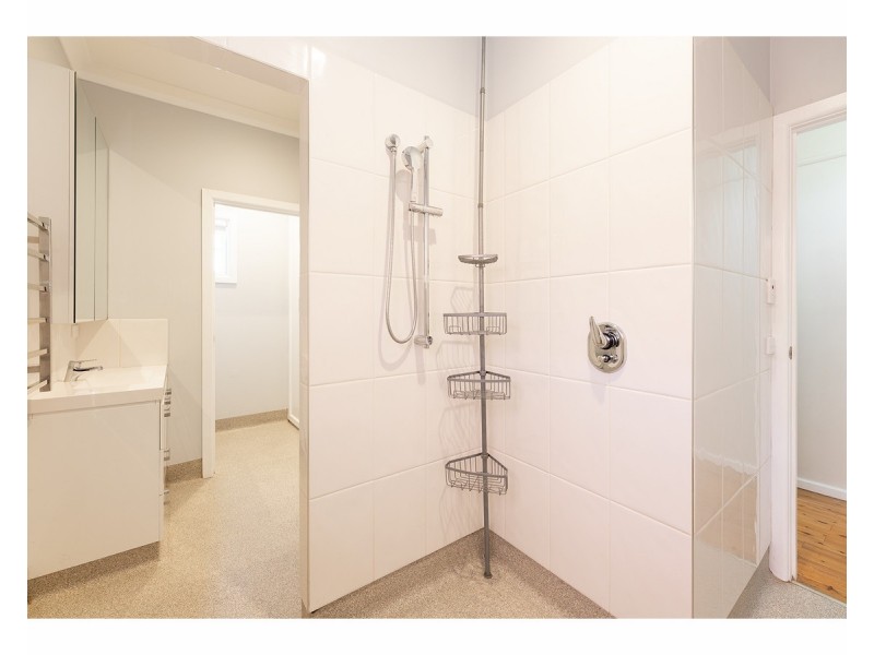 534 Douglas Road, Lavington NSW 2641