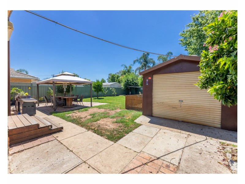 534 Douglas Road, Lavington NSW 2641