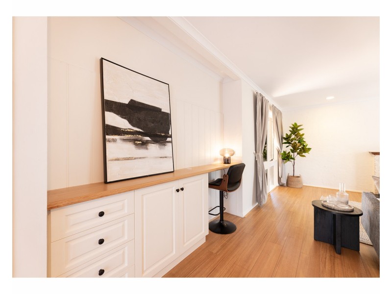 335 Parkland Crescent, Lavington NSW 2641