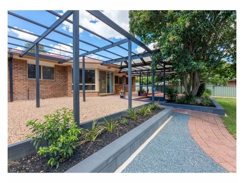 44 Falcon Circuit, West Wodonga VIC 3690
