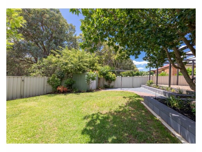 44 Falcon Circuit, West Wodonga VIC 3690