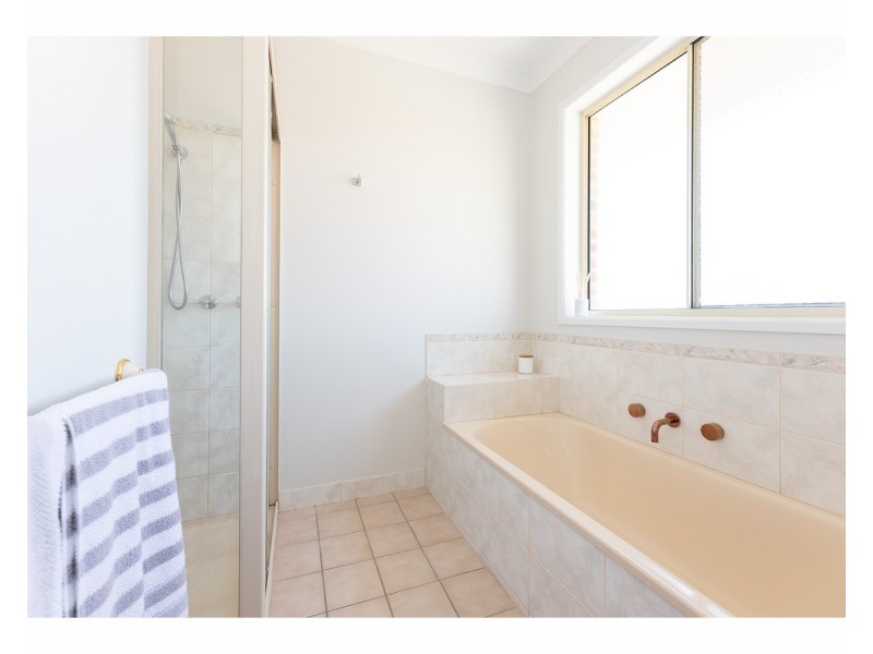 1 Eberle Close, Thurgoona NSW 2640