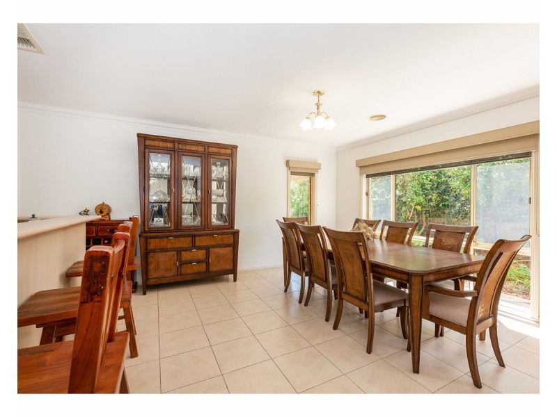 16 Telopea Street, Thurgoona NSW 2640