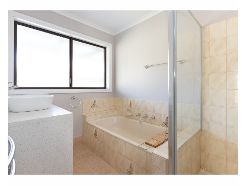 41 Menzies Street, West Wodonga VIC 3690