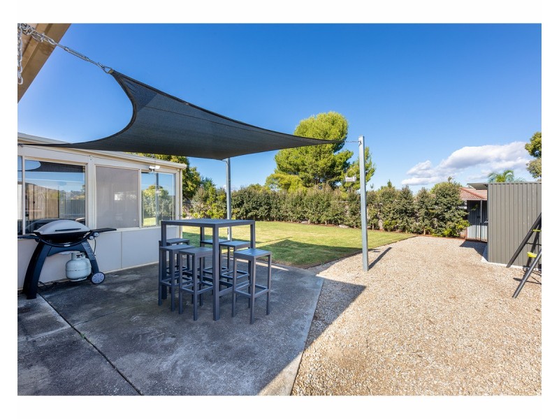 16 Blackbutt Court, Thurgoona NSW 2640