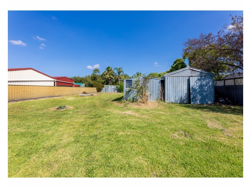 515 Kemp Street, Lavington NSW 2641