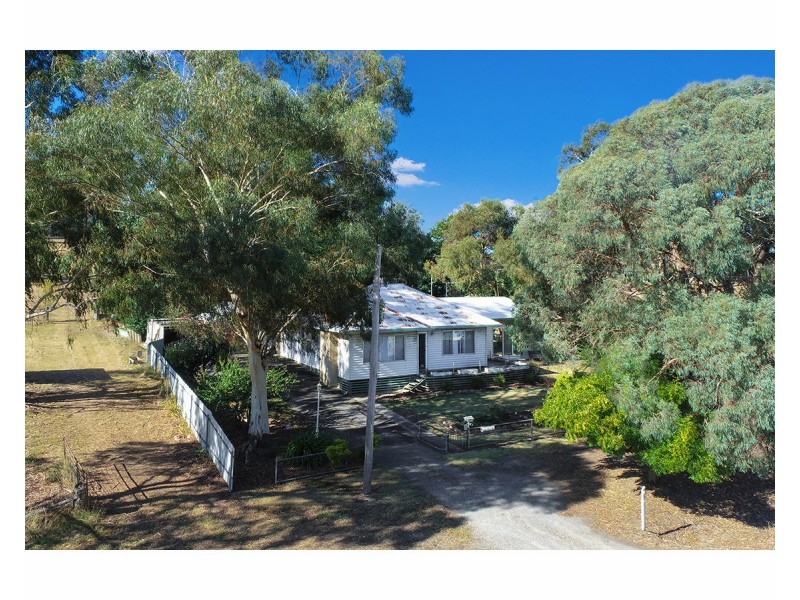 14 Bow Street, Chiltern VIC 3683