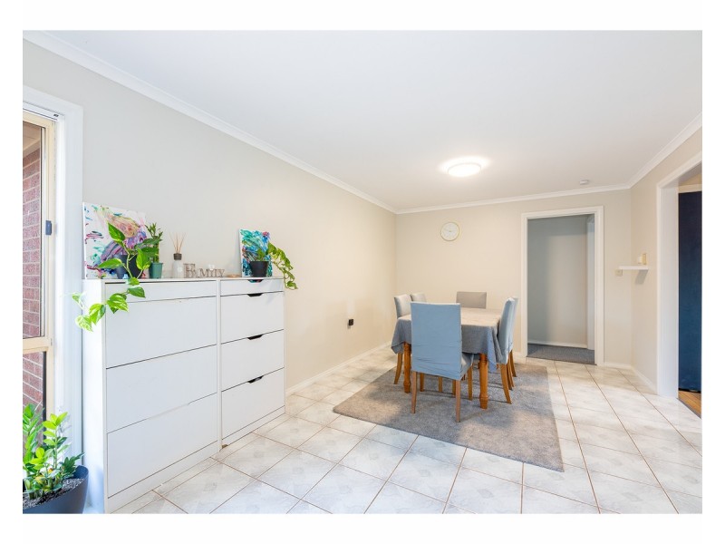 2/472 Heriot Street, Lavington NSW 2641