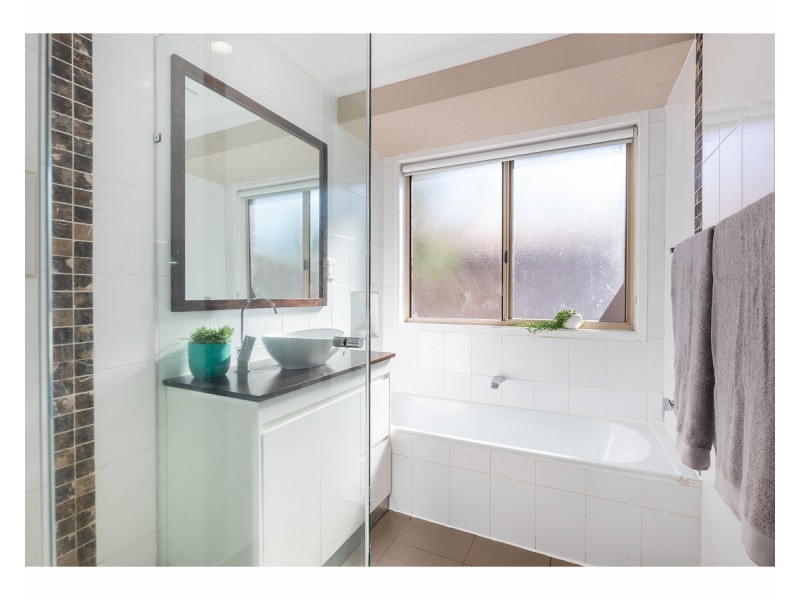 11 Milos Boulevard, Wodonga VIC 3690