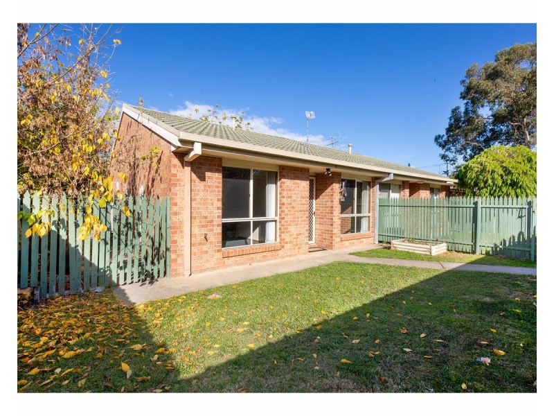 4/588 Webb Street, Lavington NSW 2641