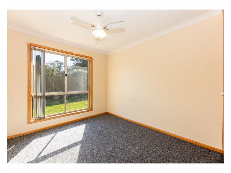 4/588 Webb Street, Lavington NSW 2641