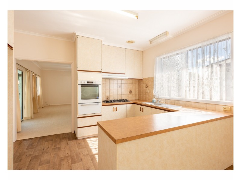 465 Bownds Street, Lavington NSW 2641