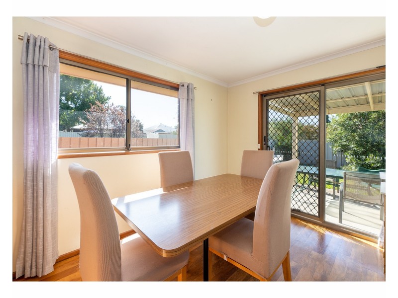 465 Bownds Street, Lavington NSW 2641