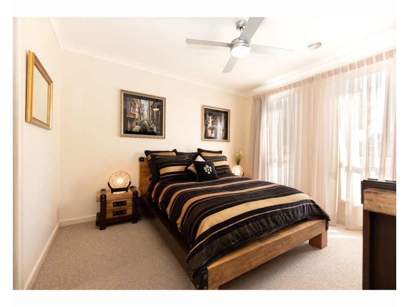 35 Cassinia Court, Thurgoona NSW 2640