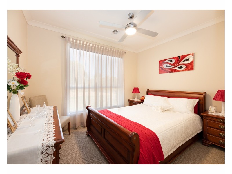 35 Cassinia Court, Thurgoona NSW 2640