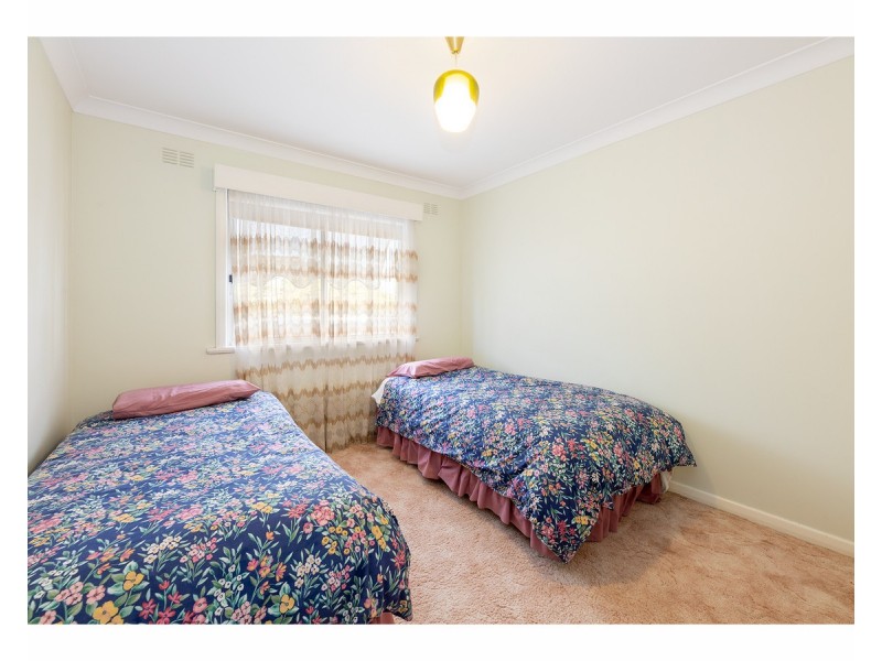 501 Danes Street, Lavington NSW 2641