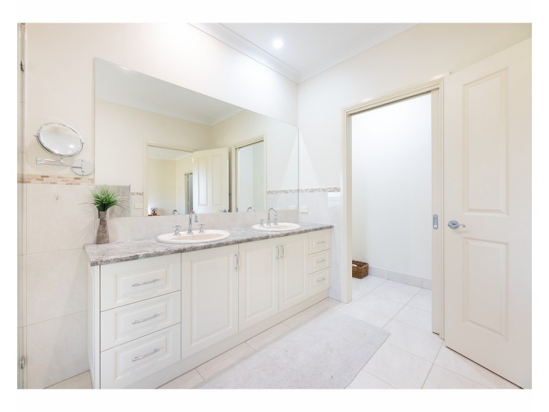 44 Clandeboye Road, Baranduda VIC 3691