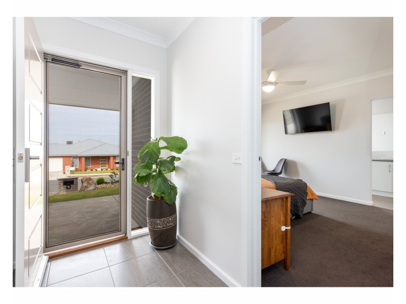 41 Guy Place, Thurgoona NSW 2640