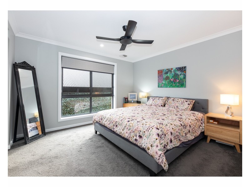 91 Riverboat Drive, Thurgoona NSW 2640