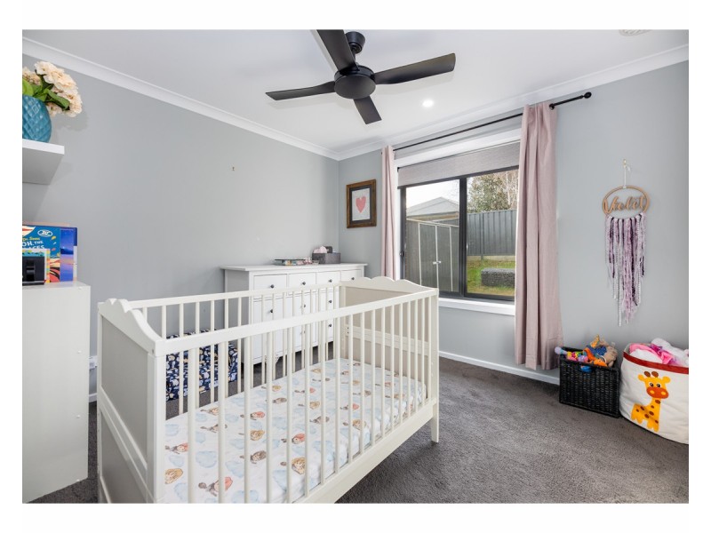 91 Riverboat Drive, Thurgoona NSW 2640