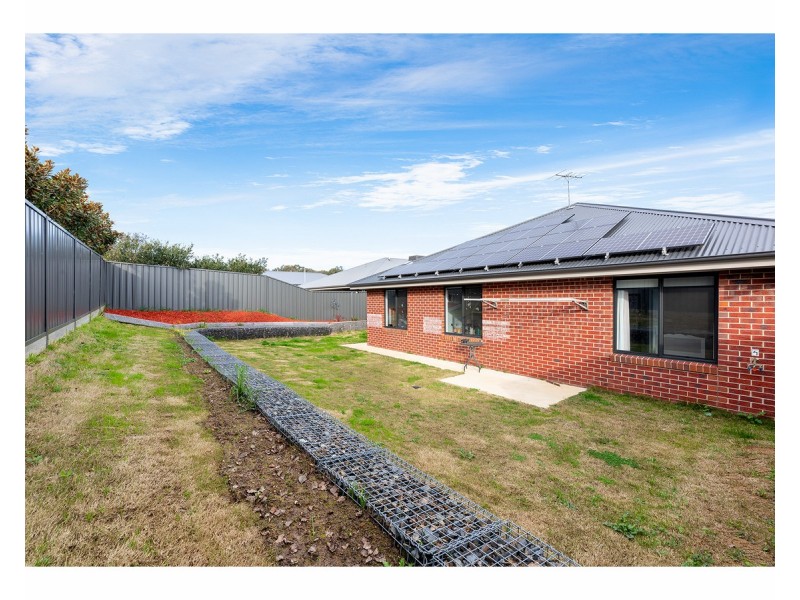 91 Riverboat Drive, Thurgoona NSW 2640