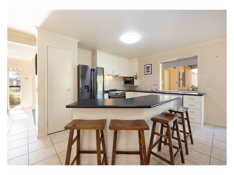 5 Ambrose Crescent, West Wodonga VIC 3690